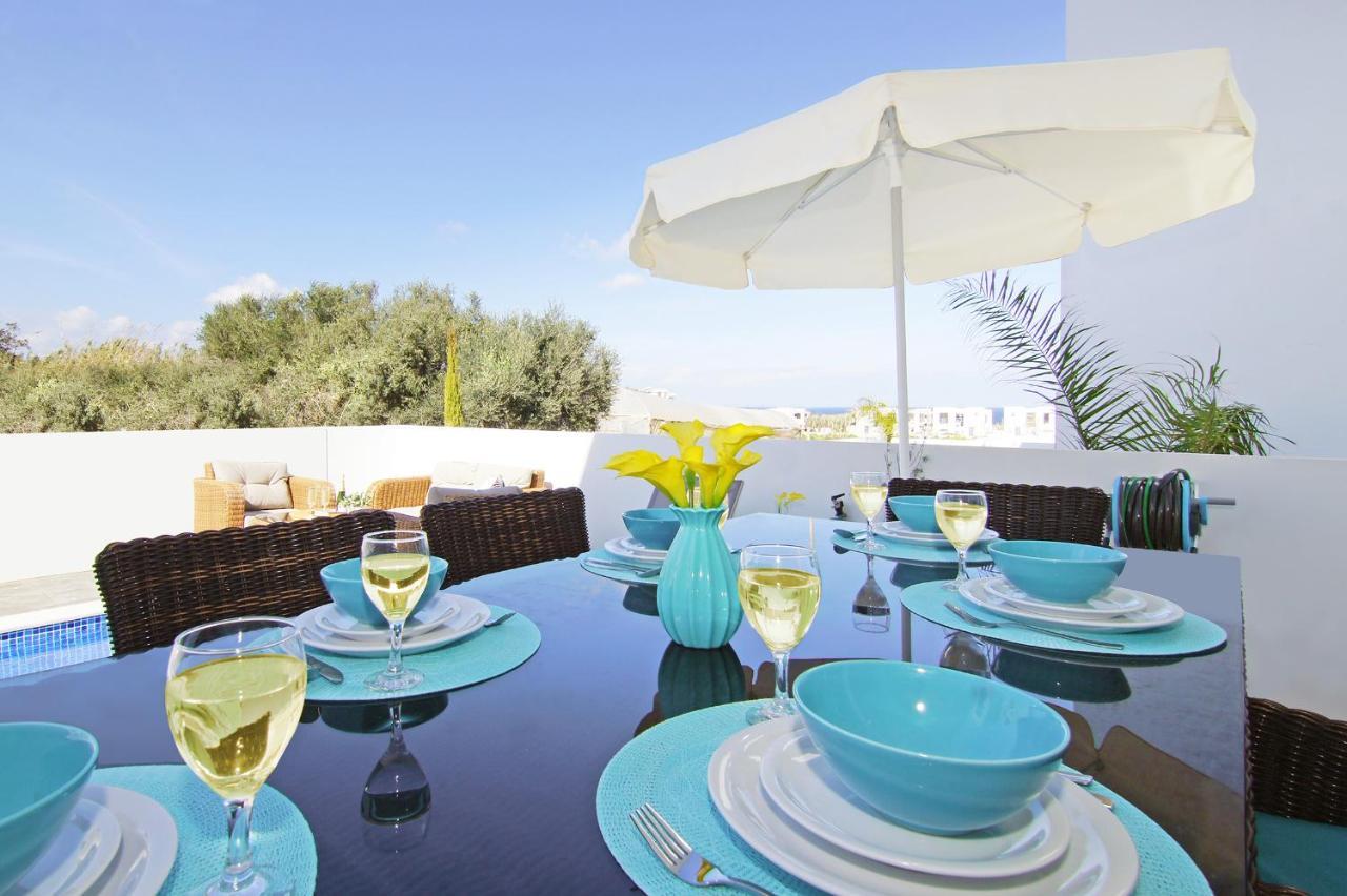 Villa Caren Паралимни Экстерьер фото